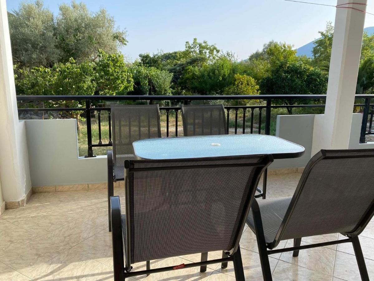 Chris Apartment Vasiliki  Luaran gambar
